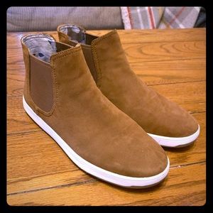 Tommy Bahama slip on sneakers